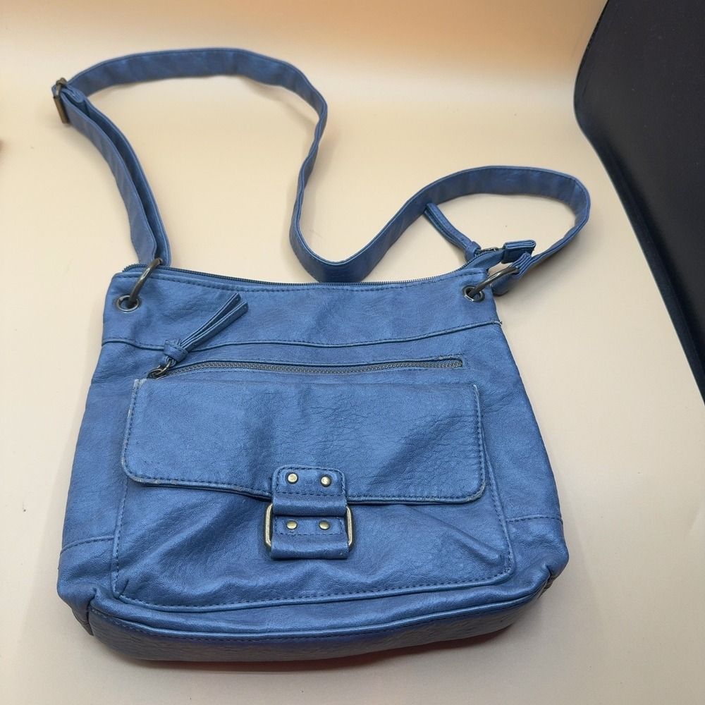 Bueno Crossbody Shoulder Bag Blue Faux Leather Multi-Pocket Zip Women's